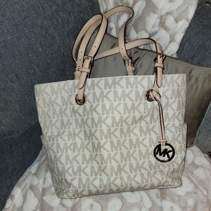 Michael Kors Cream Tote Bag